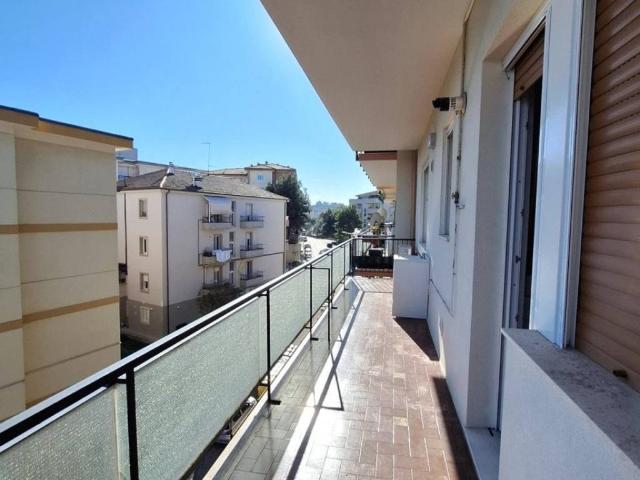 Appartamento in vendita a Ancona AN