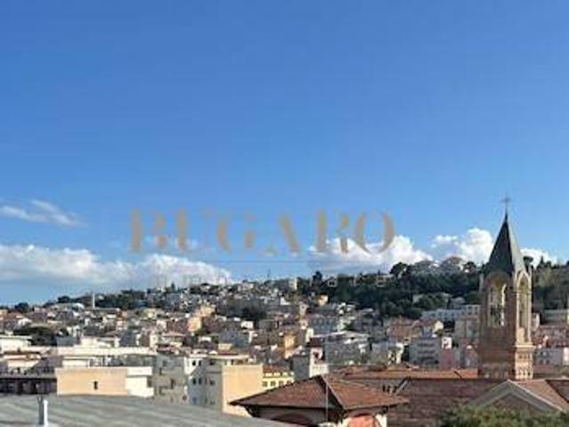Appartamento in vendita a Ancona AN