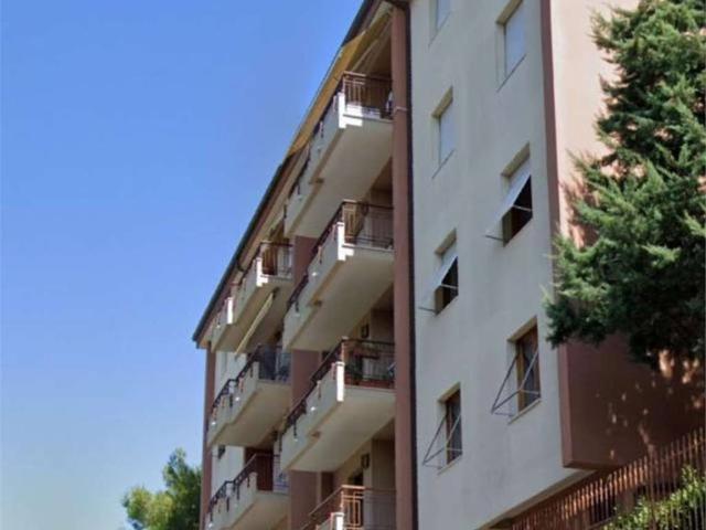 Appartamento in vendita a Ancona AN