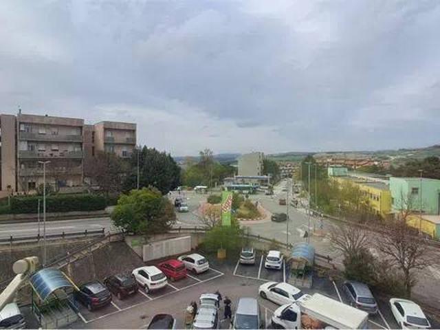 Appartamento in vendita a Ancona AN