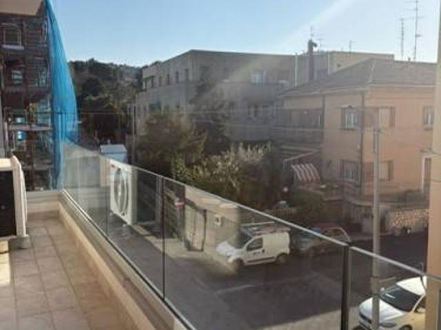 Appartamento in vendita a Ancona AN