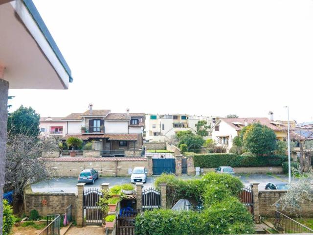 Appartamento in vendita a Anguillara Sabazia RM