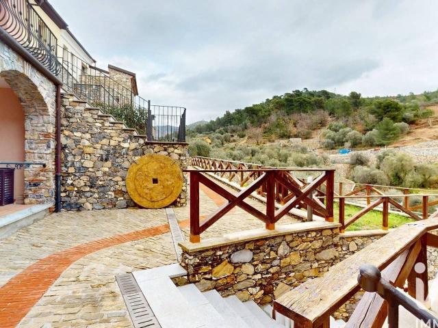 Appartamento in vendita a Andora