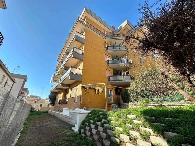 Appartamento in vendita a Anzio RM