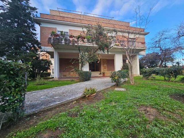 Appartamento in vendita a Anzio RM