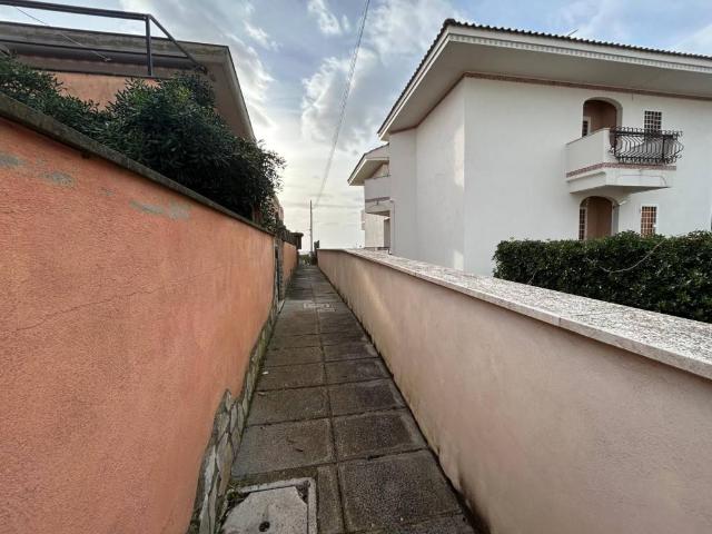 Appartamento in vendita a Ardea RM