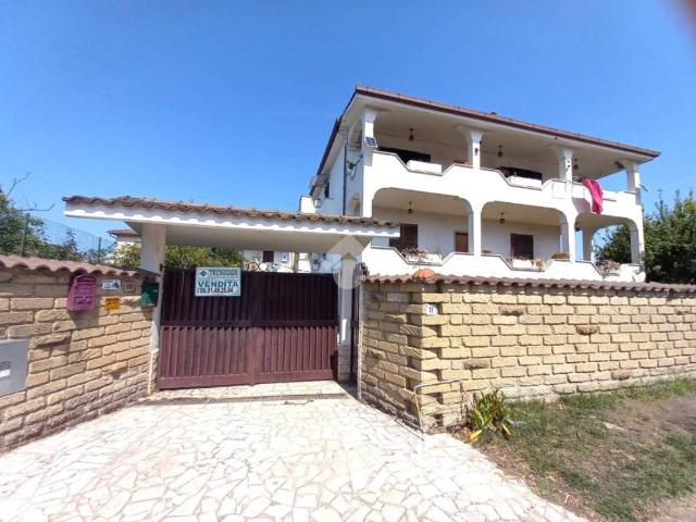 Appartamento in vendita a Ardea RM