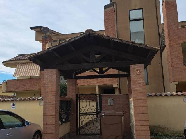 Appartamento in vendita a Ardea RM
