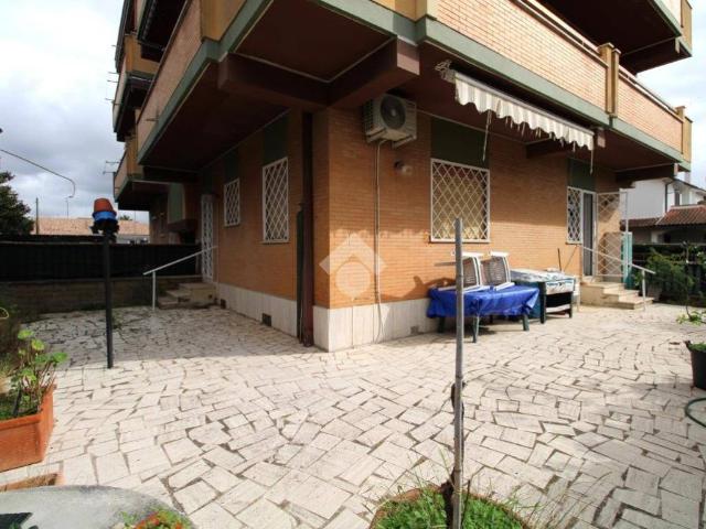 Appartamento in vendita a Ardea RM