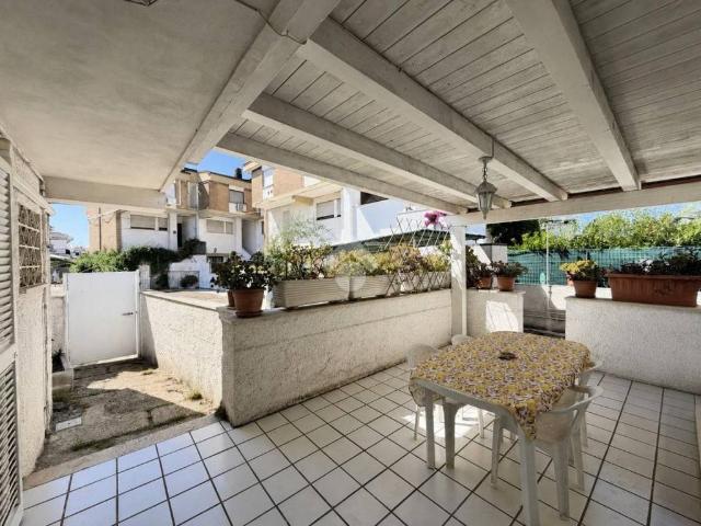 Appartamento in vendita a Ardea RM