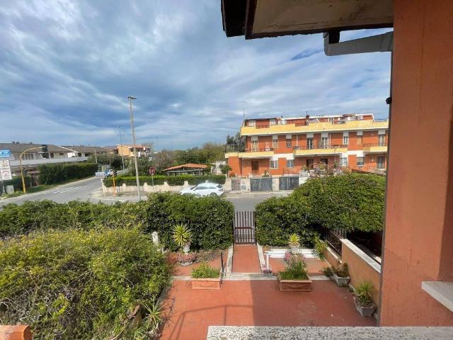 Appartamento in vendita a Ardea RM