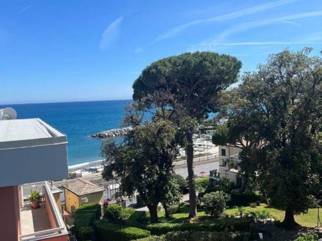 Appartamento in vendita a Arenzano GE