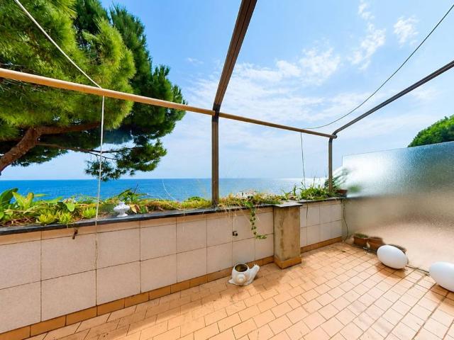Appartamento in vendita a Arenzano GE