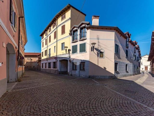 Appartamento in vendita a Arese MI