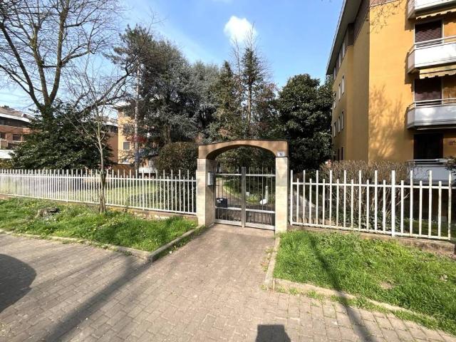 Appartamento in vendita a Arese MI