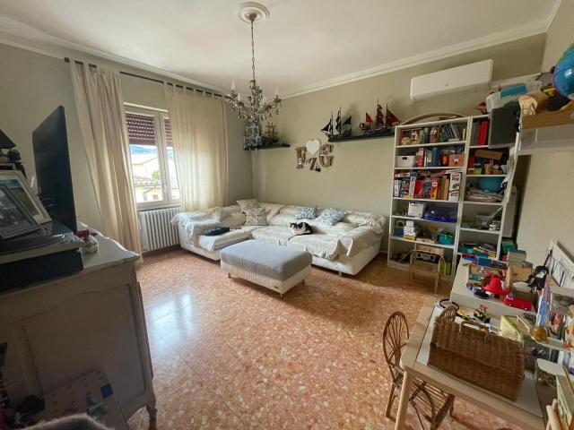 APPARTAMENTO in VENDITA a AREZZO CAPPUCCINI / VILLA SEVERI di 4 vani