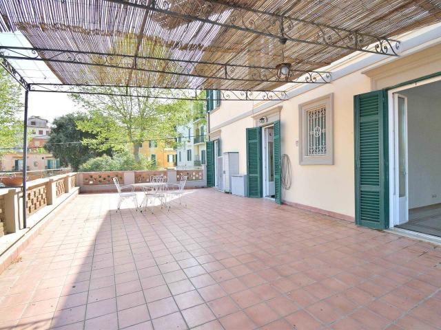 Appartamento in vendita a Ariccia