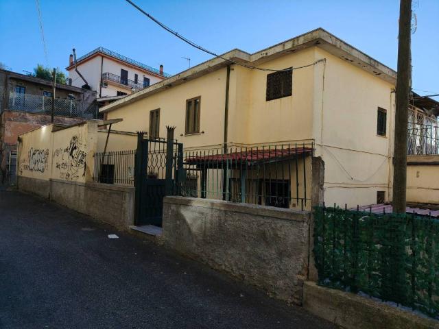 Appartamento in vendita a Ariccia RM
