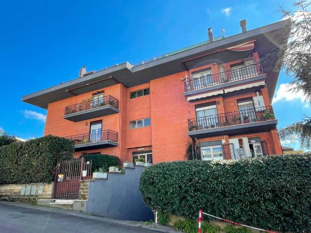 Appartamento in vendita a Ariccia RM