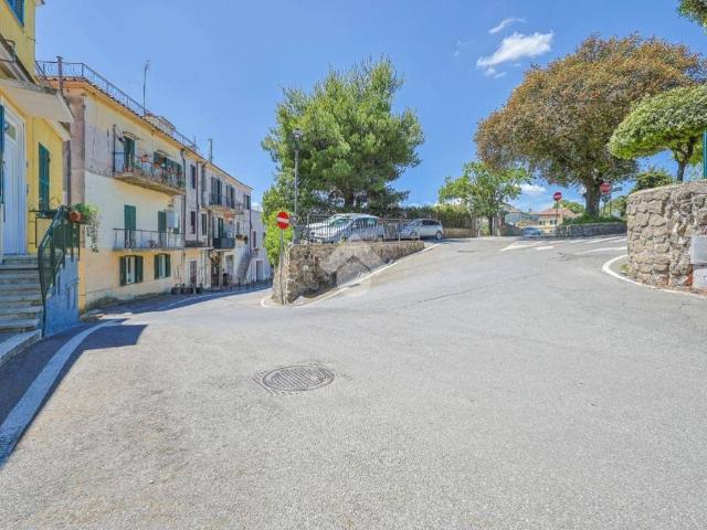 Appartamento in vendita a Ariccia RM