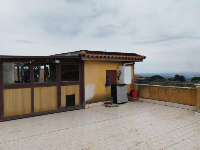 Appartamento in vendita a Ariccia RM