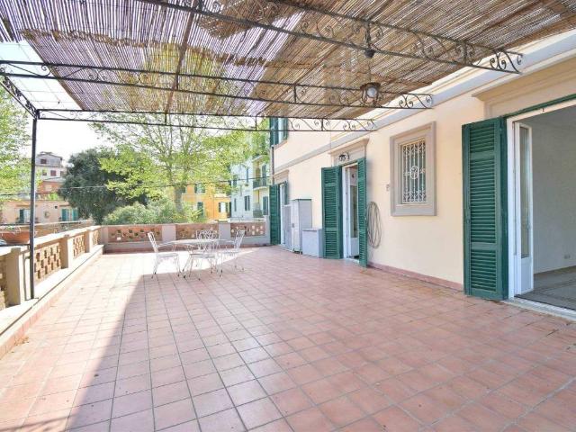 Appartamento in vendita a Ariccia RM
