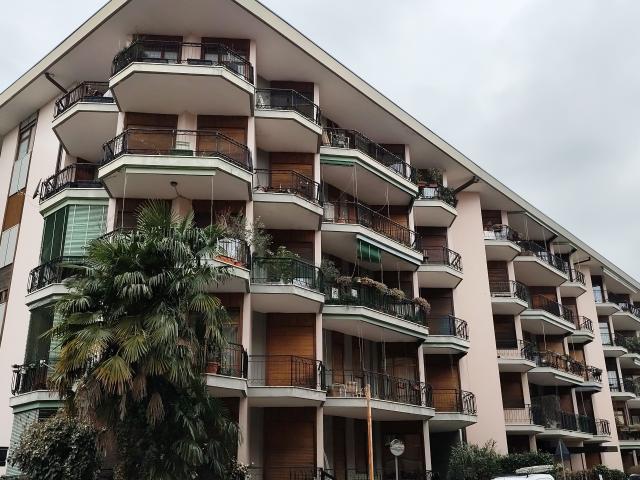 Appartamento in vendita a Arona