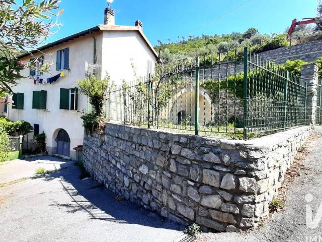 Appartamento in vendita a Arnasco SV