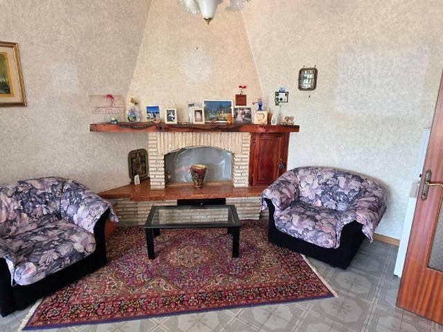 Appartamento in vendita a Arsoli RM