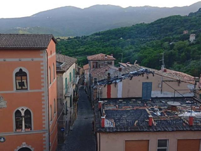 Appartamento in vendita a Arsoli RM