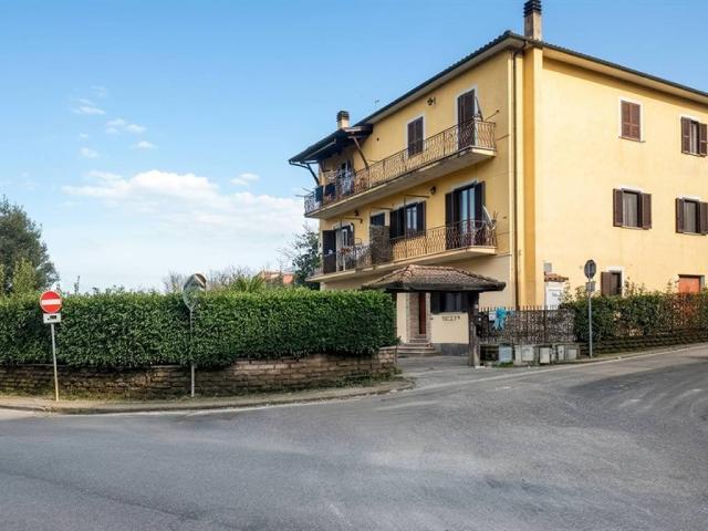 Appartamento in vendita a Artena RM
