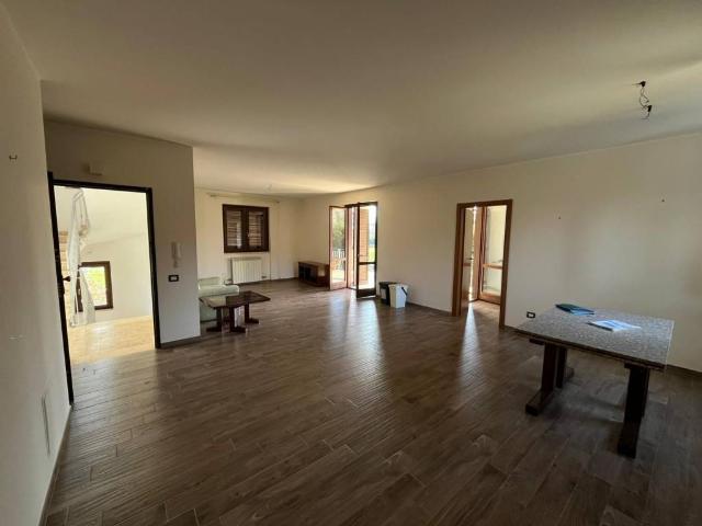 Appartamento in vendita a Artena RM