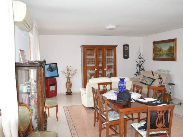 Appartamento in vendita a Arzano NA