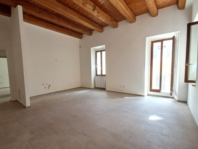 Appartamento in vendita a Ascoli Piceno, Centro Storico