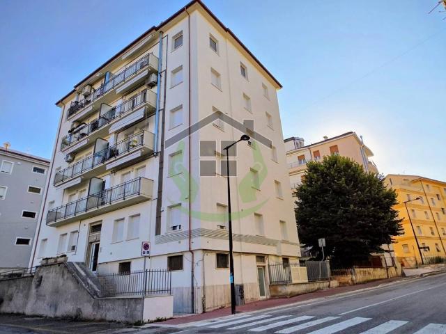Appartamento in vendita a Ascoli Piceno, Porta Maggiore