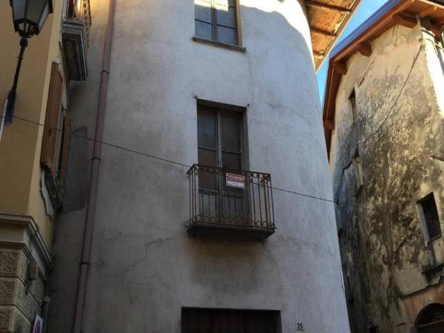 Appartamento in vendita a Asso CO