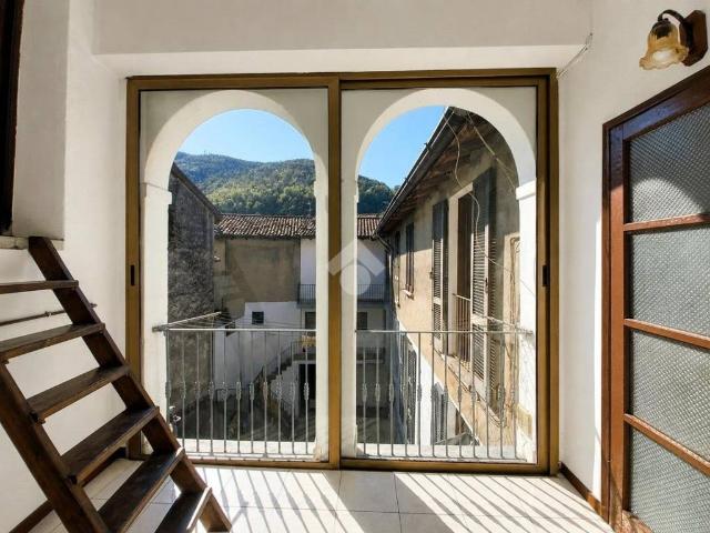Appartamento in vendita a Asso CO