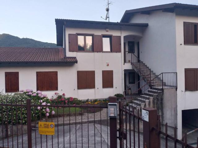Appartamento in vendita a Asso CO