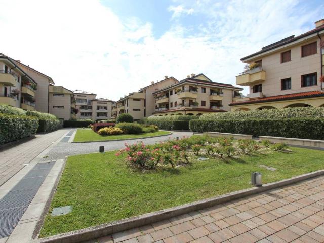 Appartamento in vendita a Assago MI