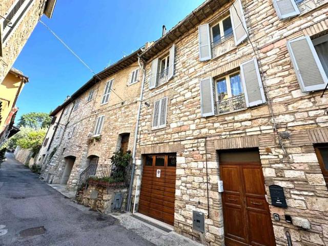 Appartamento in vendita a Assisi PG
