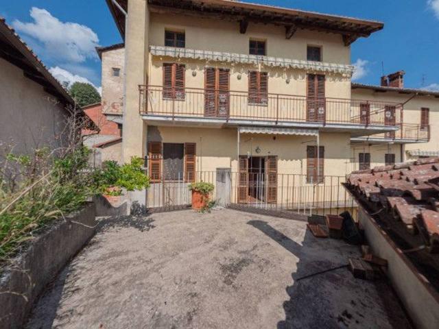Appartamento in vendita a Asti