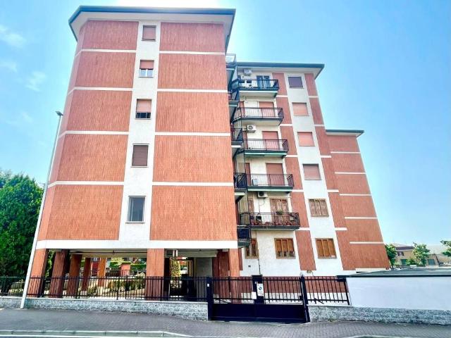 Appartamento in vendita a Buccinasco MI