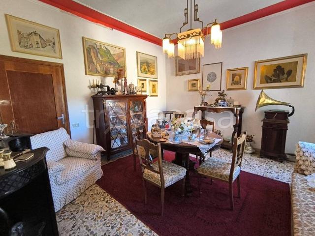 Appartamento in vendita a Buonconvento via di Percenna