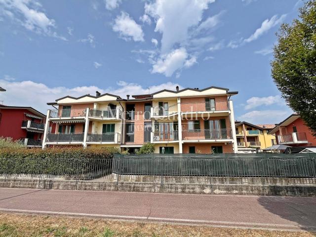 Appartamento in vendita a Busnago
