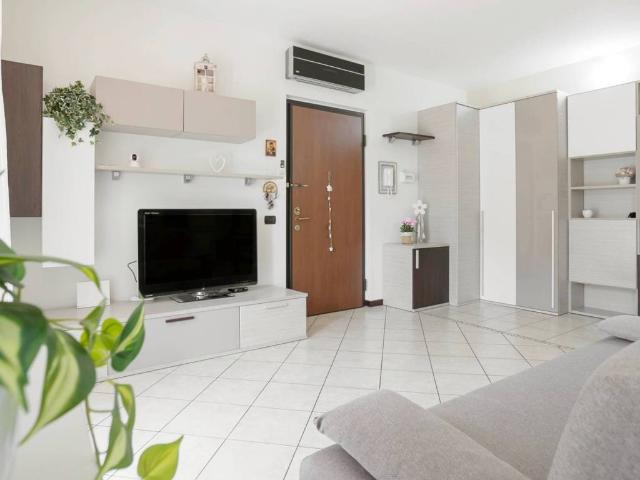 Appartamento in vendita a Busnago MB