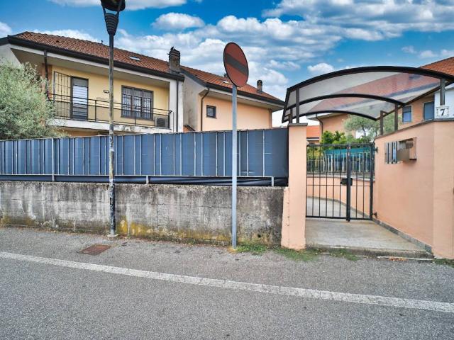 Appartamento in vendita a Busnago MB