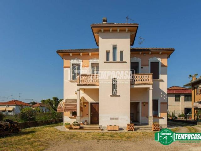 Appartamento in vendita a Buscate MI