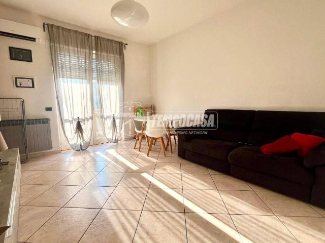 Appartamento in vendita a Buscate MI