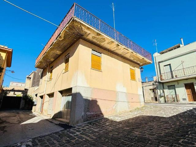 Appartamento in vendita a Buscemi SR