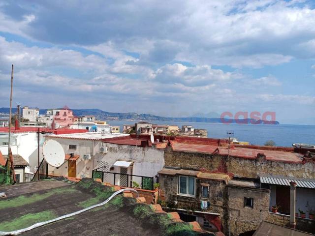 Appartamento in vendita a Bacoli NA